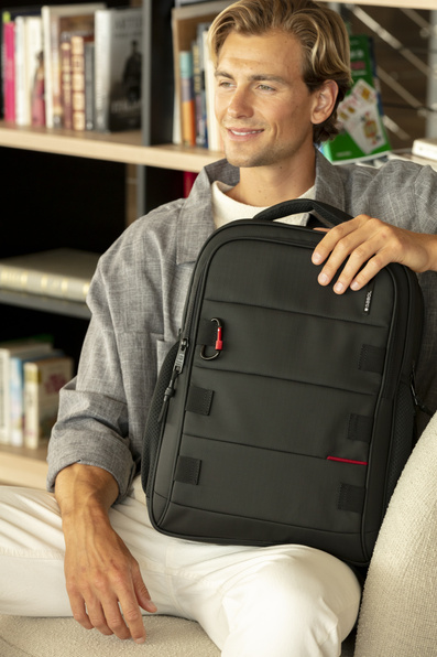 Plecak miejski, biznesowy, 3-komorowy, na laptopa 15,6"  DISK