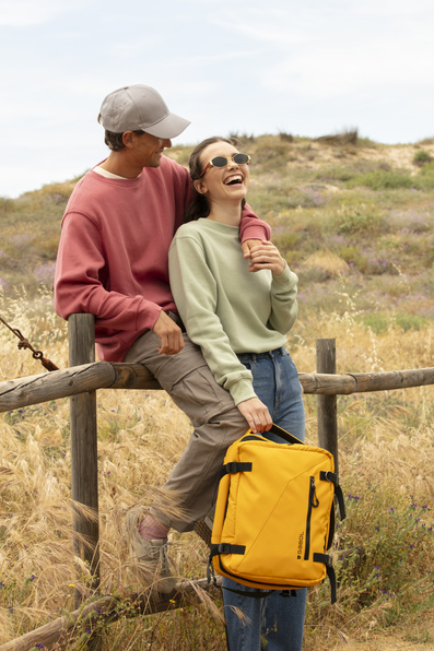 Plecak do samolotu, pod siedzenie, bagaż podręczny z kieszenią na laptop 15,6' Gabol Canada o pojemności 24 L